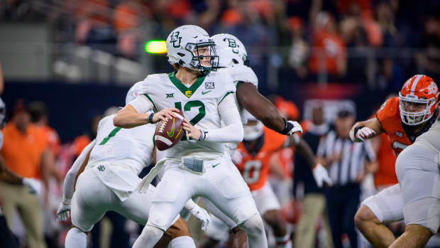 Blake Shapen Baylor Quarterback